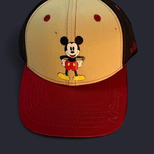 🐭 Disney Mickey Mouse Two-Tone Cap